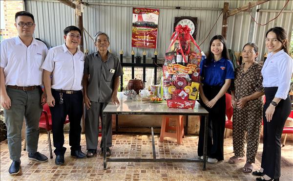 TMP lan tỏa yêu thương đến cộng đồng: Xuân nghĩa tình – Tết sẻ chia